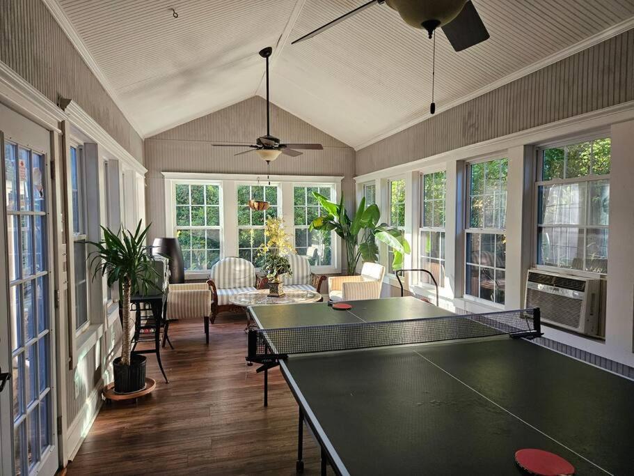 Sleeps16, 11-Person Swim-Spa, Spacious Home, Close To Downtown, Beltline, And Walk To Restaurants, 75" Tv, 2 Person Jacuzzi, Ping Pong Atlanta Exterior foto